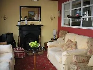 Kingstown House Hotel 3*