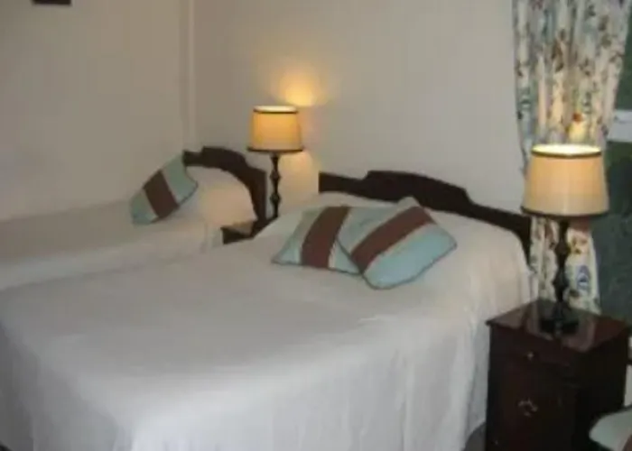 Hotel Kingstown House 3*