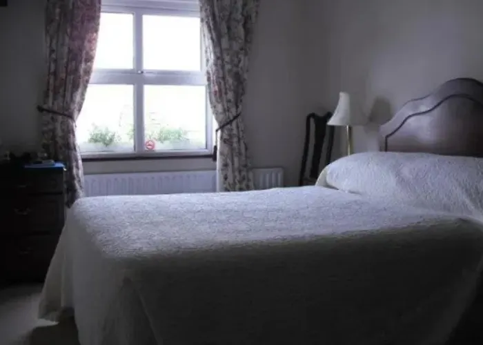 Kingstown House Hotel